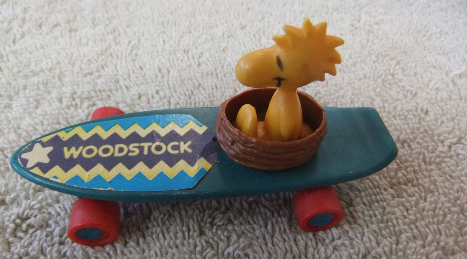 snoopy woodstock toy