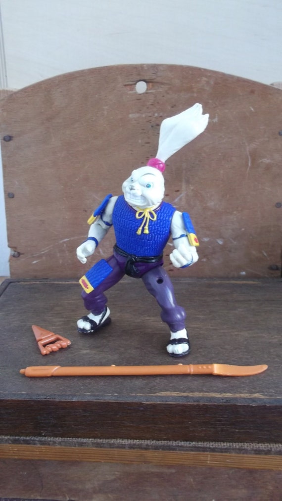 usagi yojimbo statue