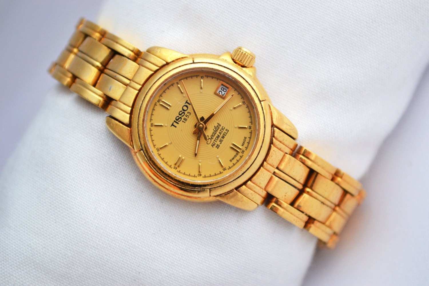 Vintage Tissot Ladies Gold Watch