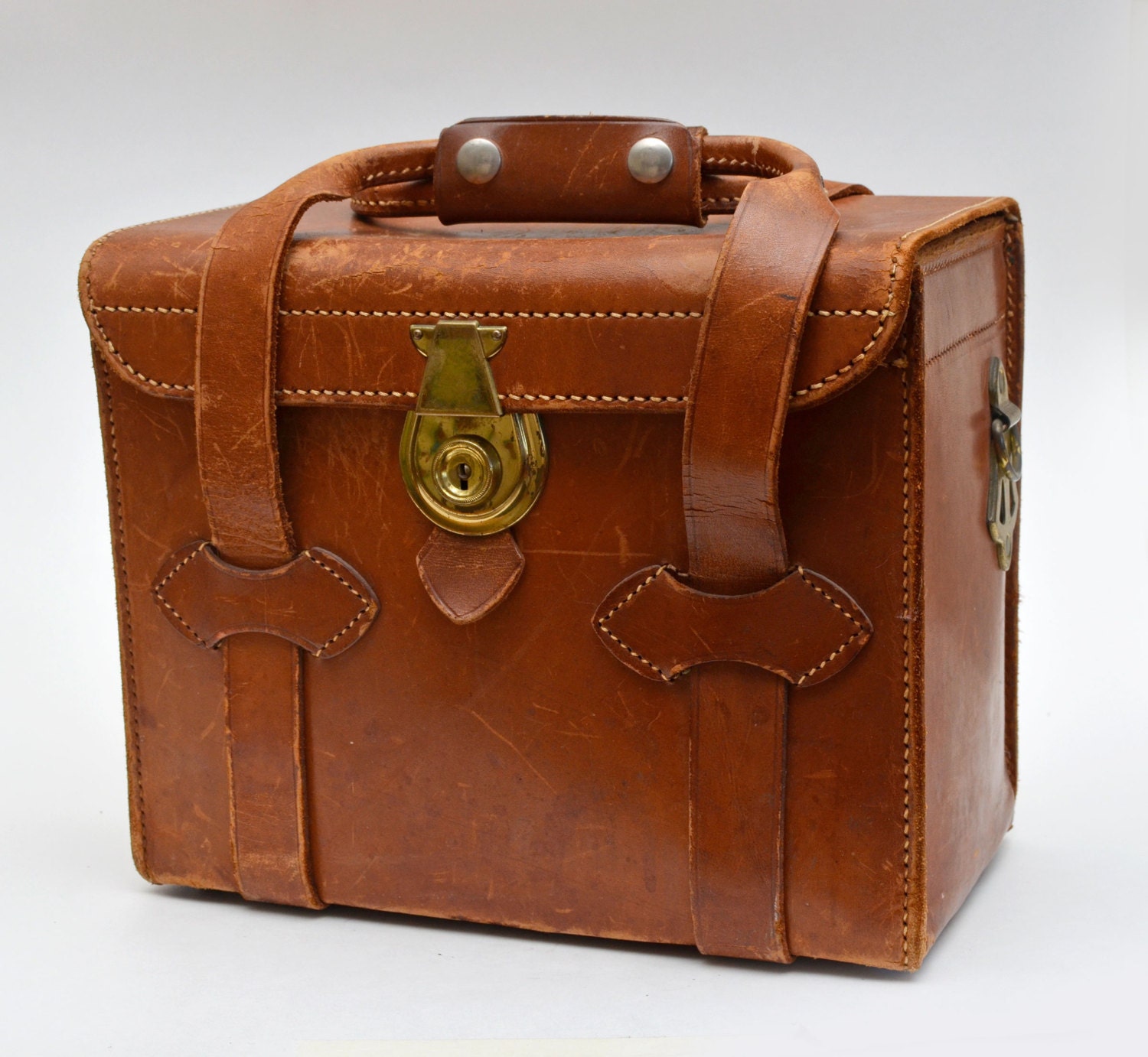 Vintage Brown Leather Camera Bag by BigBoyVintage on Etsy