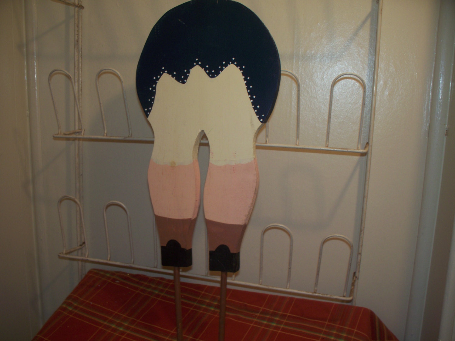 Lawn Art Old Lady Bending Over Gardening Wooden Garden Art