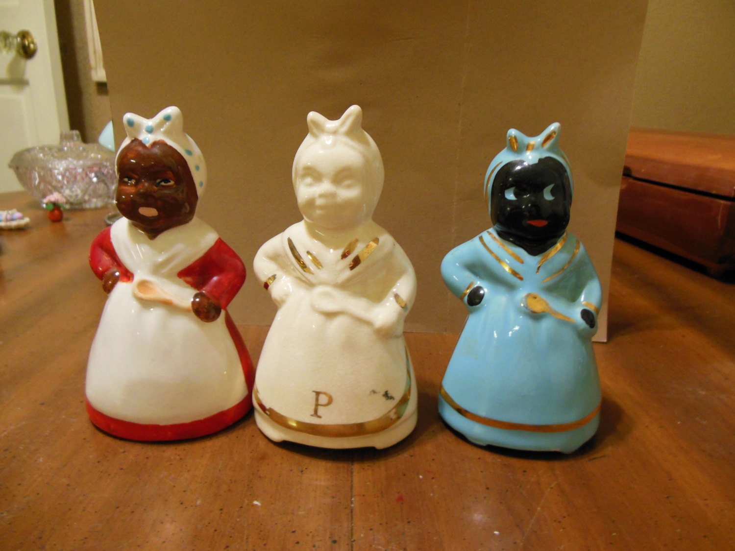 Black Mammy salt and pepper shakers