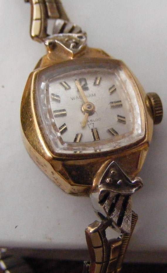 Vintage Waltham Incabloc Ladies Wristwatch for Repair or Parts