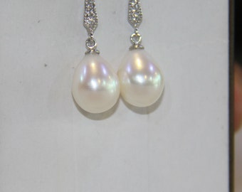 pearl earrings, freshwater pearl earrings, Wedding Jewelry, dangle pearl earrings, pearl earrings bridesmaid, rhinestone, drop, teardrop