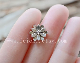 Silvery flower cartilage Upper Ear Ring piercing post earrings ,flower barbell cartilage Earring Tragus Helix Piercing ,Cartilage jewelry