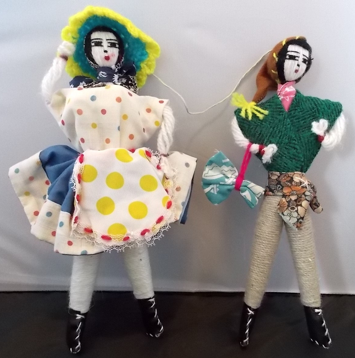 Primitive Portuguese String dolls 91/210