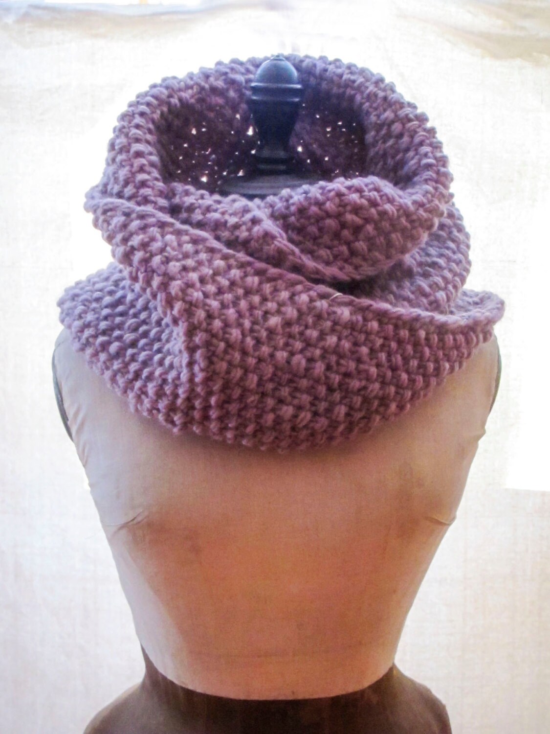 Chunky Wool Mobius Cowl Knitting Pattern