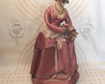 Antique composition half doll lamp / Victorian boudoir lamp / vintage