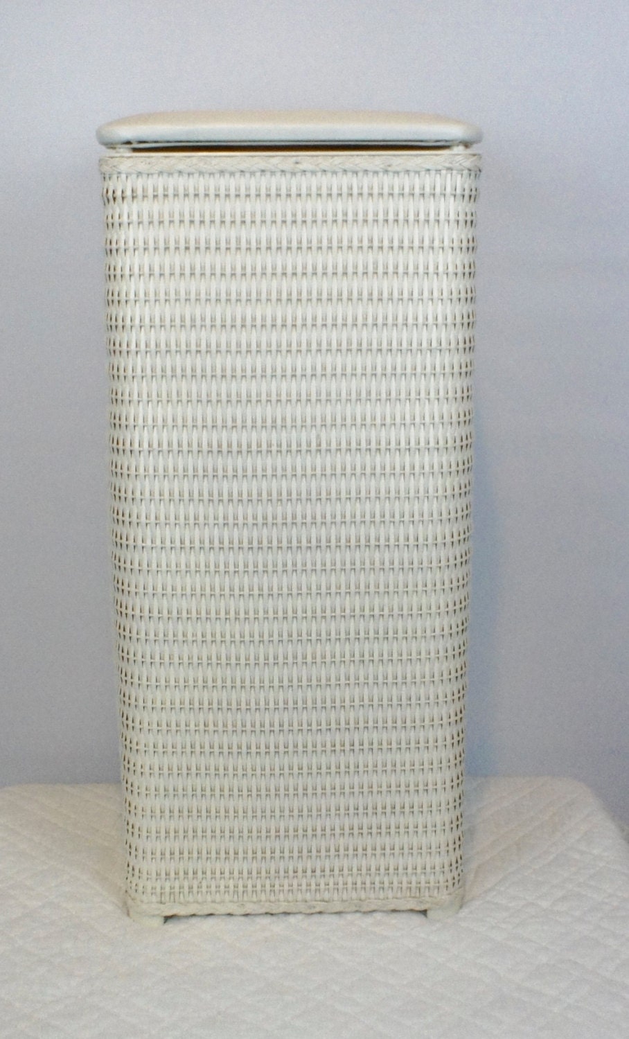 vintage Square white wicker woven hamper trash can with padded