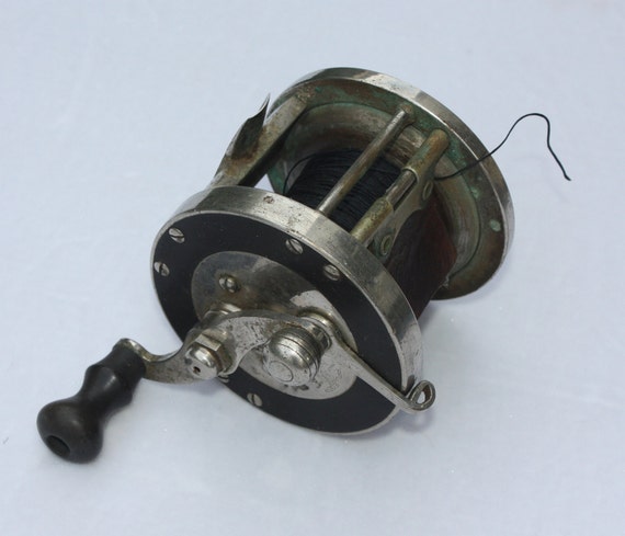 Vintage Antique Pflueger Oceanic Surf Casting Fishing Reel