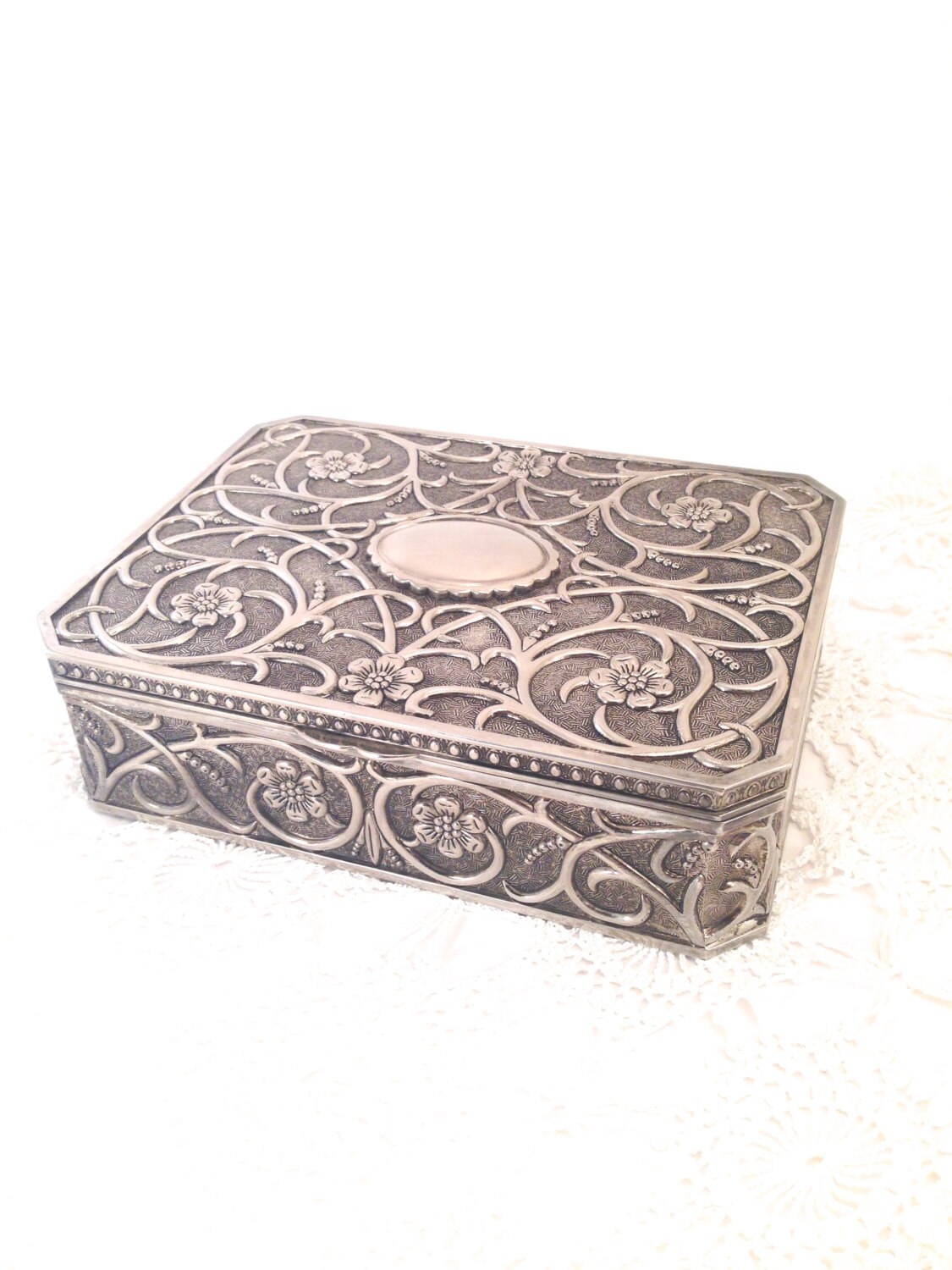 Godinger Silver Plate Jewelry Box with Ornate Flower and Vine