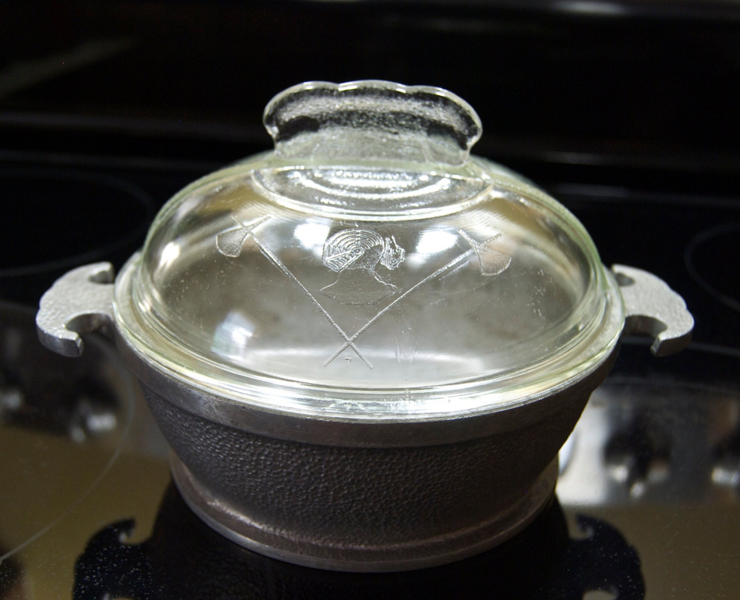 Guardian Service 1qt Dome Cooker Mint Condition rare Glass lid