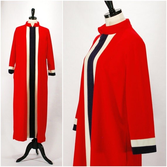 MOD Velour Robe Vanity Fair Long Zippered Bath Robe in Red