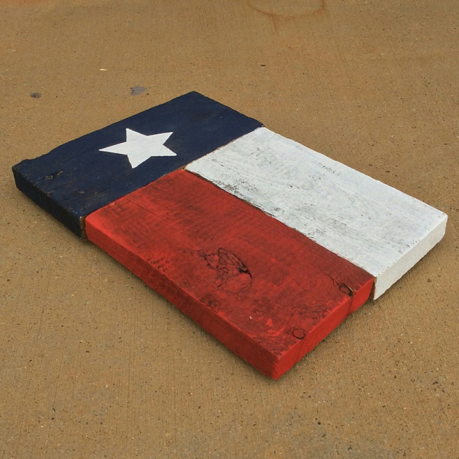 Texas flag on pallet wood. made in Tyler by bourbonandtimber