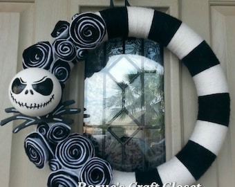 Jack Skellington wreath, Nightmare Before Christmas wreath, black and white yarn wreath, Halloween wreath, Christmas wreath, holiday wreath