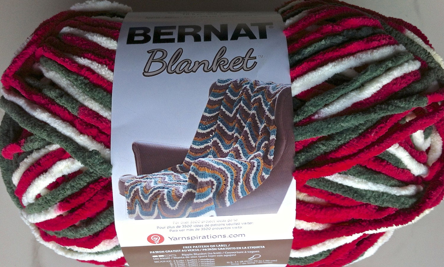HOLIDAY OMBRE Bernat Blanket Yarn COLOR 10002 Big 10.5oz