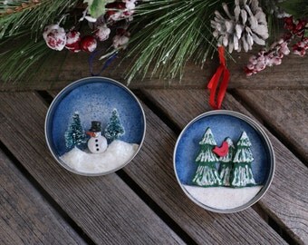 Items similar to Folk Art Diorama Christmas Ornaments - 1950's on Etsy
