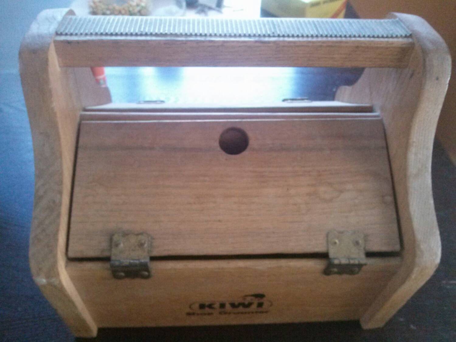 kiwi toys box