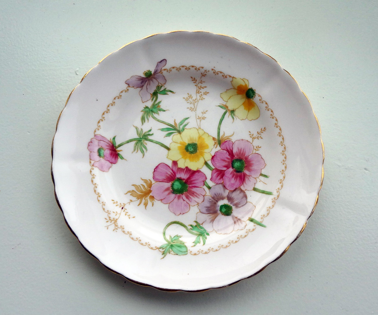 Tuscan fine bone china plate floral pattern pink and