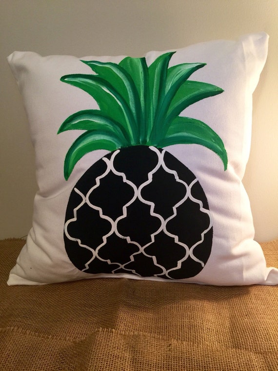 Pineapple Decor Pillow Outdoor Fabric by WreathsbyMelissaH