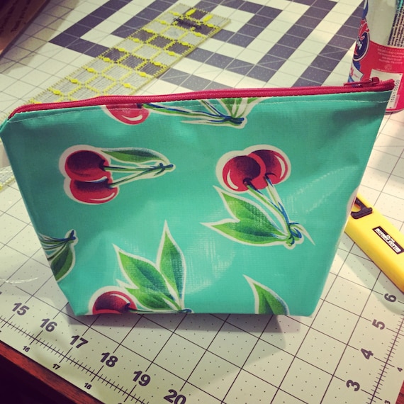 oil cloth makeup bag