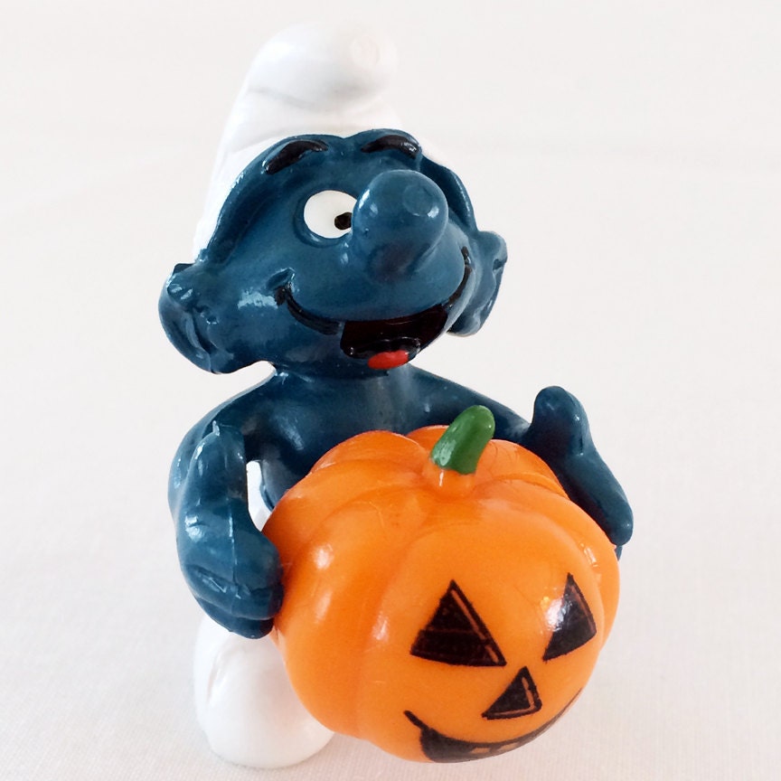 halloween smurf figures