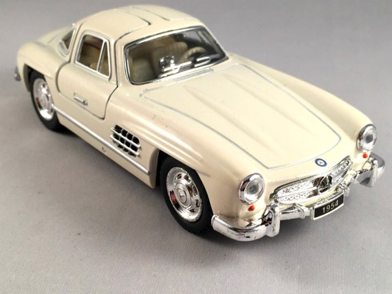 Mercedes benz collectible toy cars #2