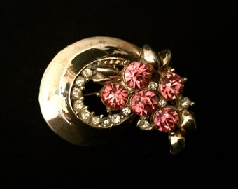 40's Pink Rhinestone Swirl Brooch VG1116