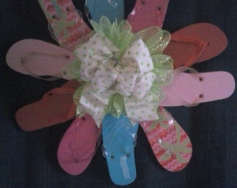 Items similar to FLIP FLOP Wreaths on Etsy