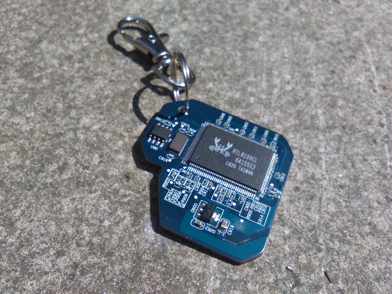 Hand made micro chip PCB key chain circuit computer keys