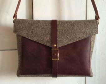 Black and Tan Brooklyn bag by fluxproductions on Etsy