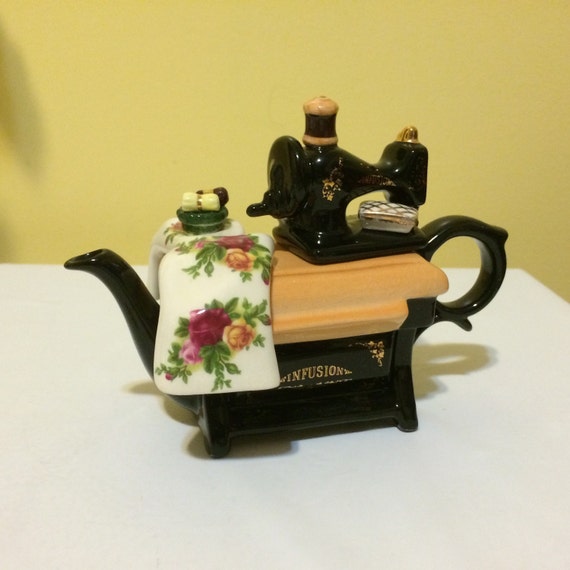 Vintage sewing machine teapot