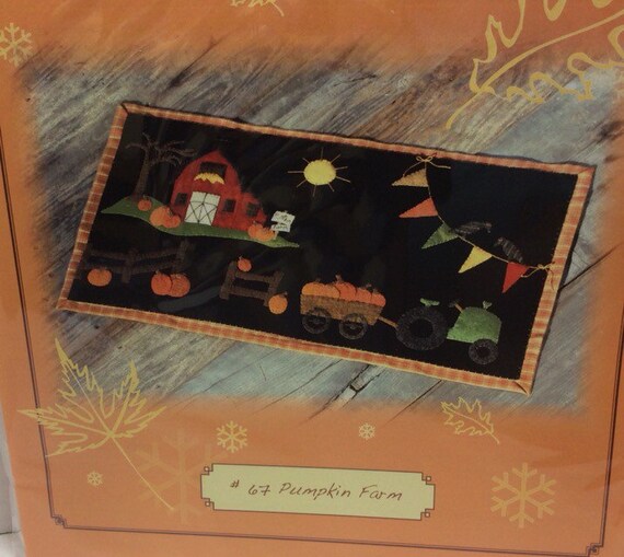 Pumpkin Farm Wool Applique Table Mat Pattern by Nutmeg Hare