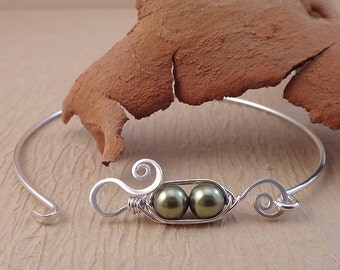 Peapod Bangle Bracelet - Two Peas in a pod - Two (2) Green Pea Pod Jewelry - Pearl Bangle Bracelet - Pea Pod Bracelet