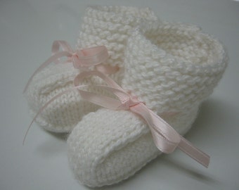 Baby Girl Booties, Hand Knitted Booties, Newborn Booties, Baby Girl White 0 to 3 months Booties, White Booties, Infant Booties, Pink Ribbon