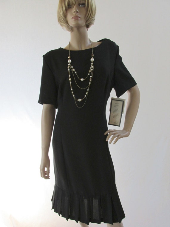 SALE SIZE 18 Little Black dress with pleats New with original tags ...