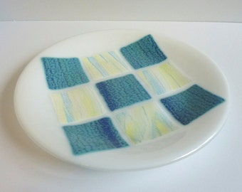 Fused Glass Round Plate in White with Shades of Blue and Yellow by BPRDesigns