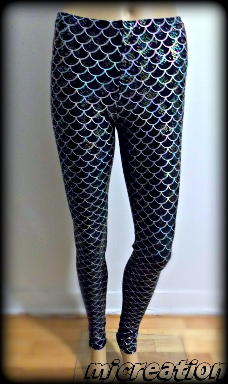 legging tights in fishscale mermaid fabric black small medium