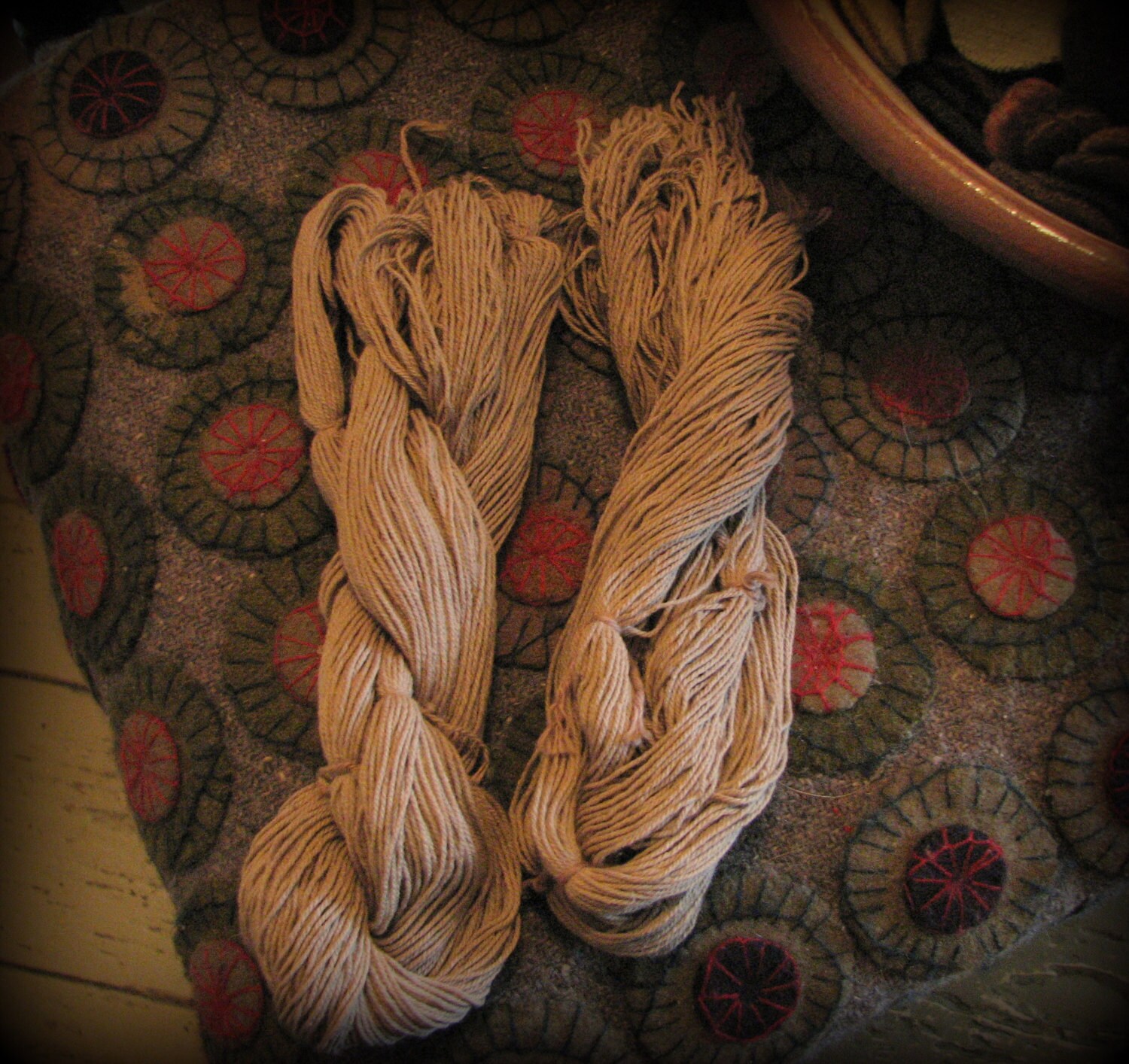 Age Dyed Penny Rug String Threads by earlystylepennyrugs on Etsy