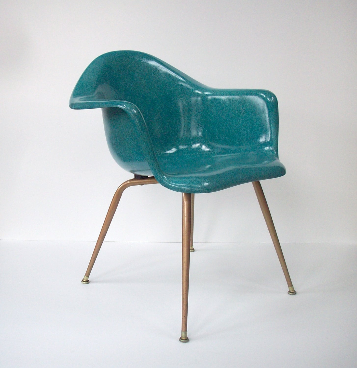 Vintage Chromcraft Fiberglass Shell Chair / Mid Century Modern