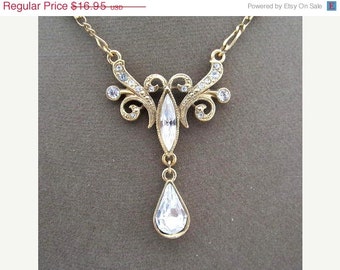 Holiday Sale Victorian Style Rhinestone Necklace, 1928 Jewelry Company ...