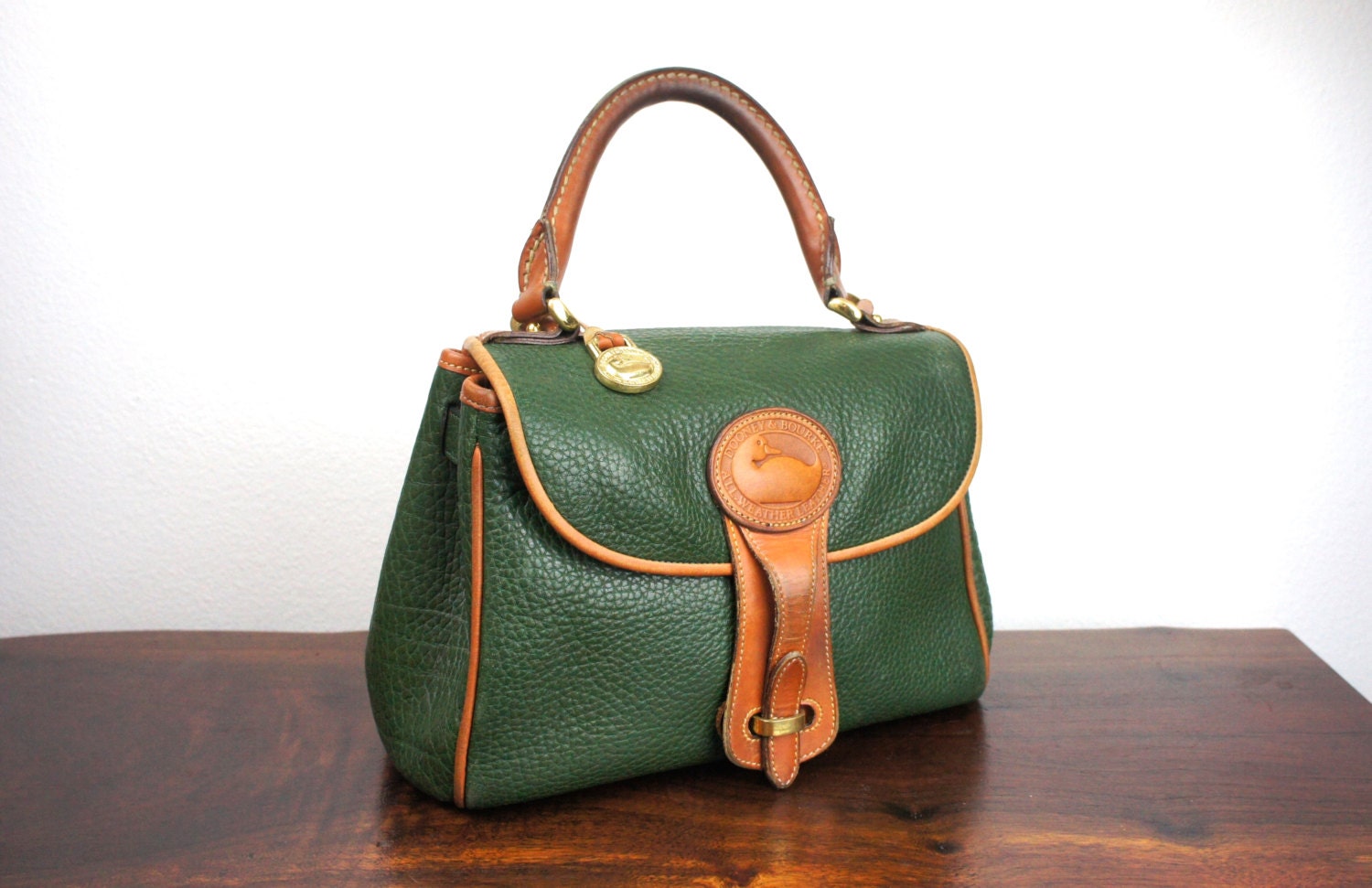 dooney and bourke medium essex bag