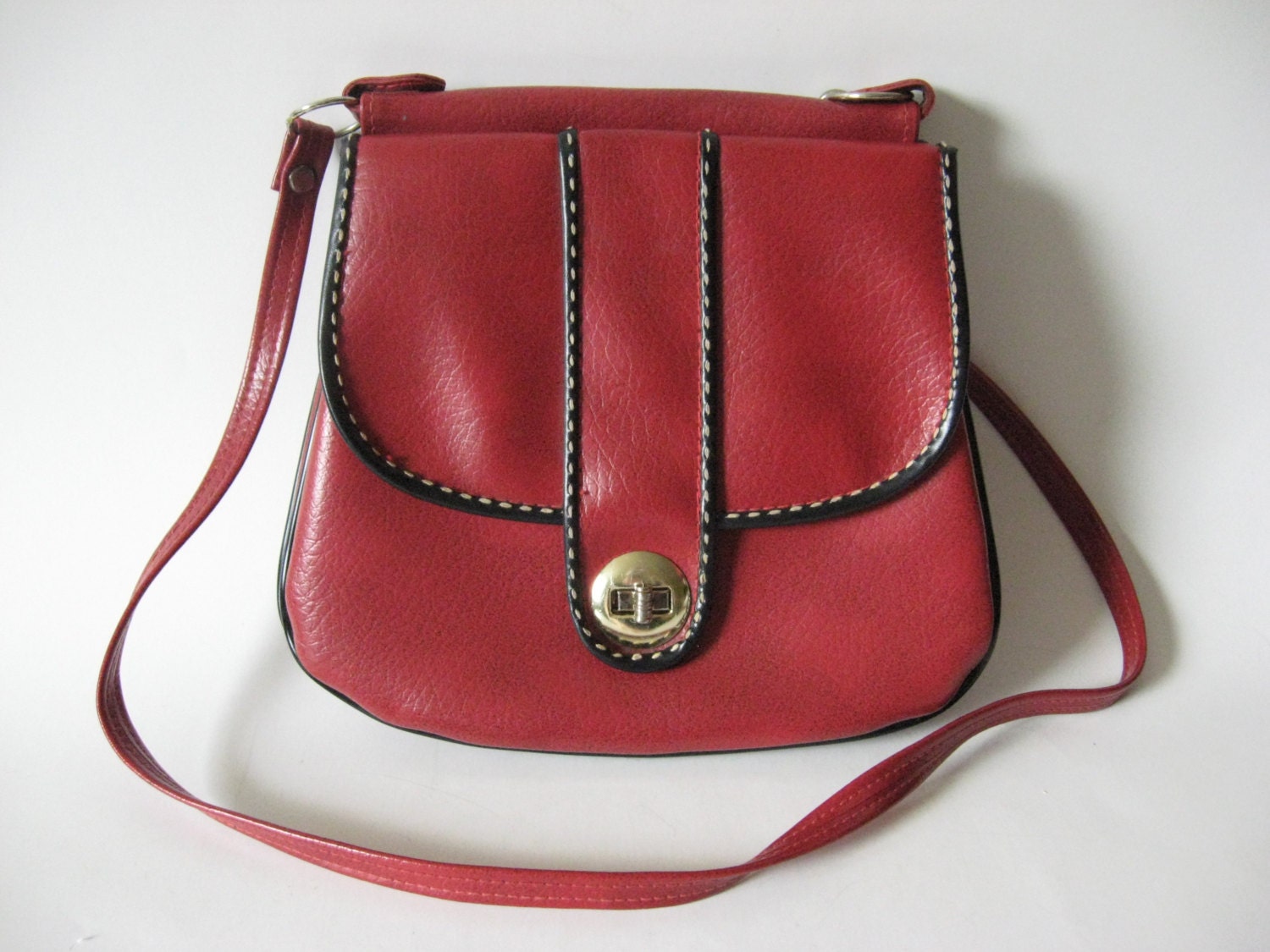 Fun red vintage vinyl purse double sided handbag by bettiecouture