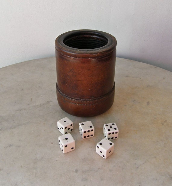 LIAR'S DICE CUP Medium Brown Leather Ribbed Rubber