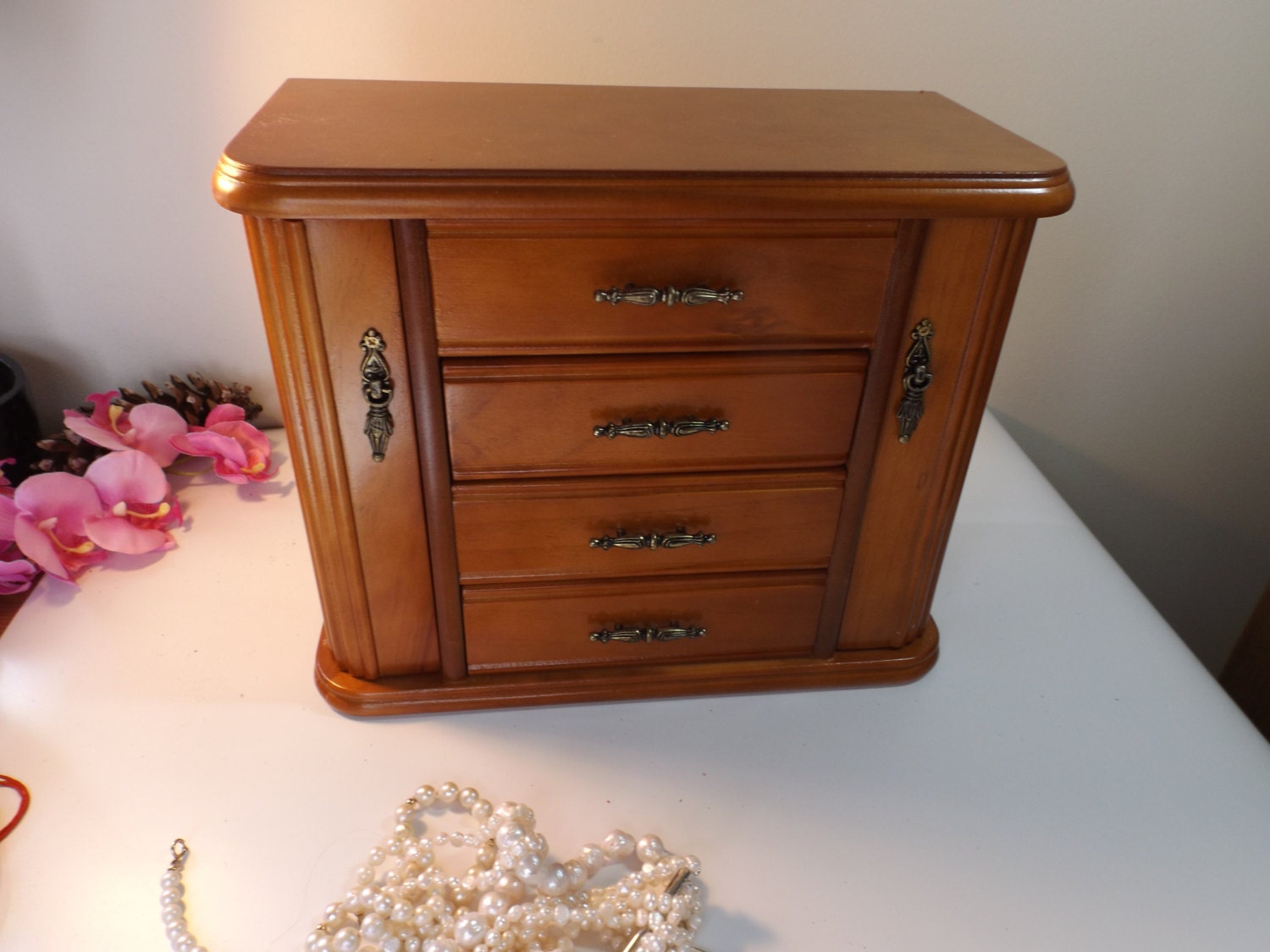Large oak Jewelry box Double door necklace Compartments,new old stock
