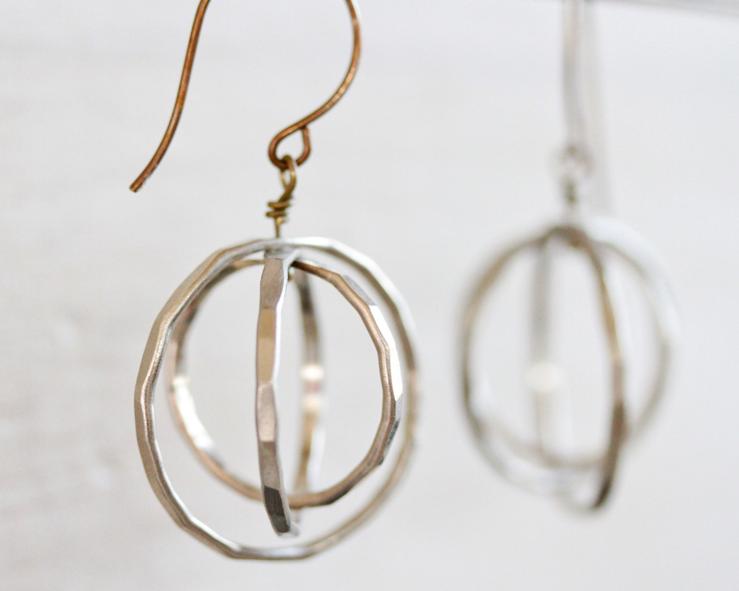Free Spinning Circle Earrings / Orbital Earrings / Simple