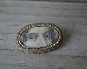 Antique Lover's Eye Brooch