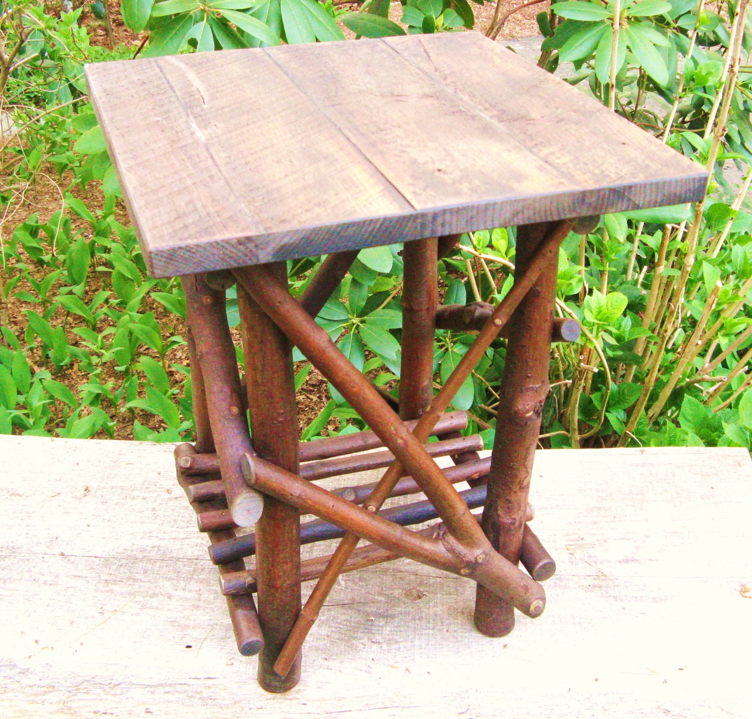 RUSTIC TWIG TABLE / Adirondack Style Side Table Occassional