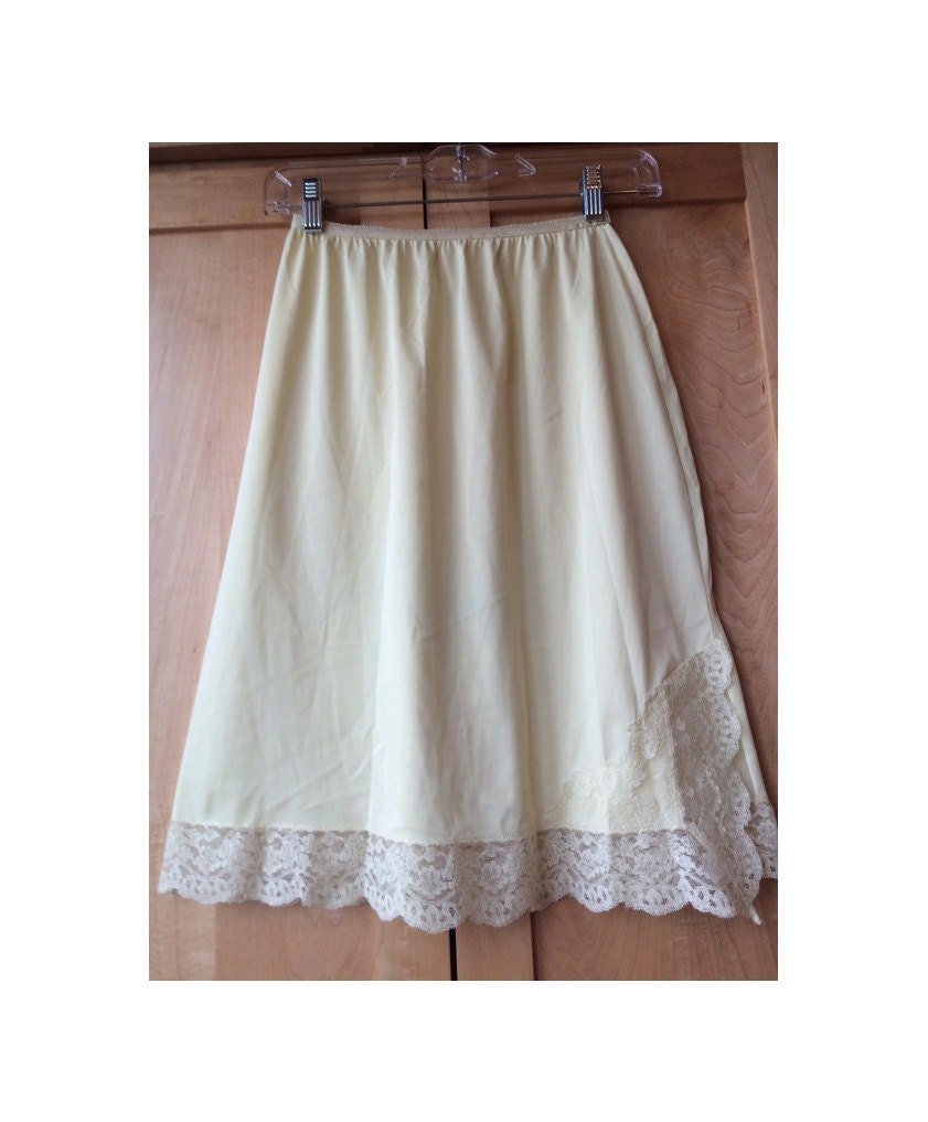 Sweet Yellow Vintage Half Slip w Lace Side Slit / USA Union