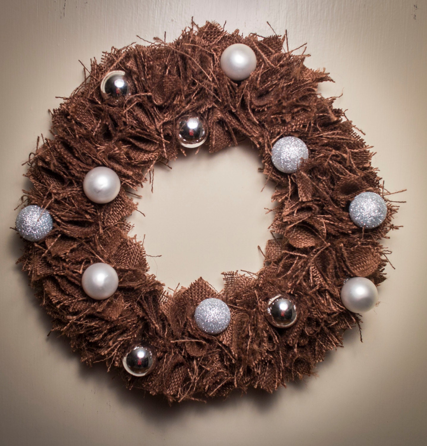 Holiday Ball Wreath // Christmas Wreath // New Year's Eve Wreath // Burlap Wreath // Holiday Wreath // Year Round Wreath